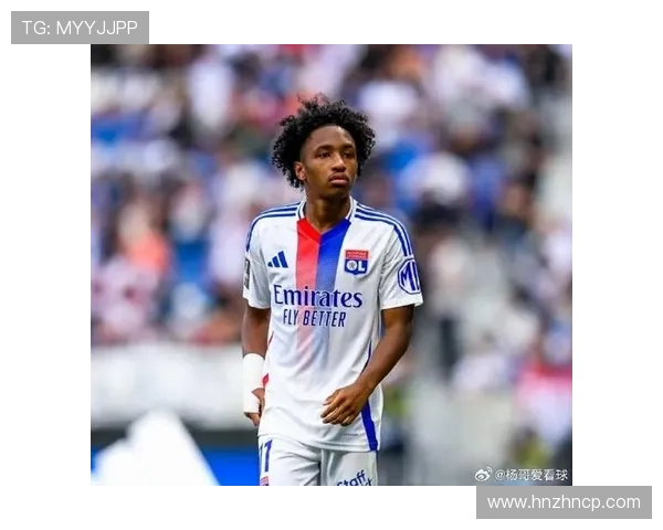 国际足坛震动 巨星加盟新队开启职业生涯新篇章 重磅转会或引发市场风暴